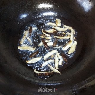 蒜苔炒肉丝的做法步骤：3