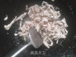豆干炒肉丝的做法步骤：4
