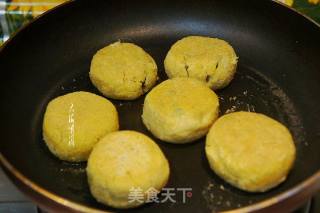 玉米面馅饼的做法步骤：6