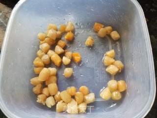 咸猪骨节瓜淮山汤的做法步骤：5