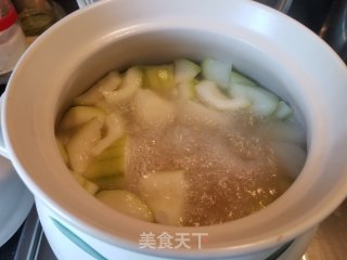 咸猪骨节瓜淮山汤的做法步骤：9