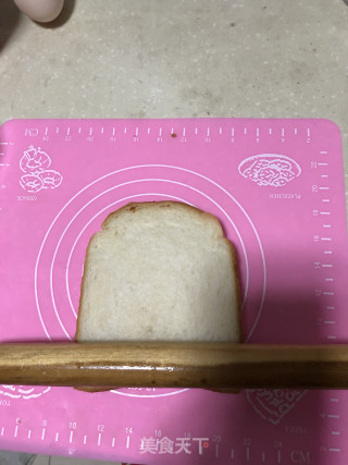 肉松西兰花卷的做法步骤：1