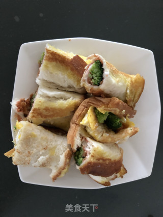 肉松西兰花卷的做法步骤：4