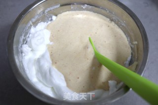 番茄戚风蛋糕的做法步骤：10