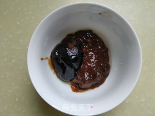 炸酱面的做法步骤：3