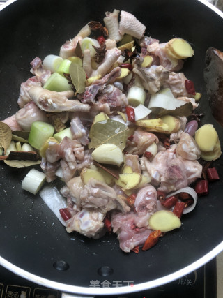 大盘鸡的做法步骤：5