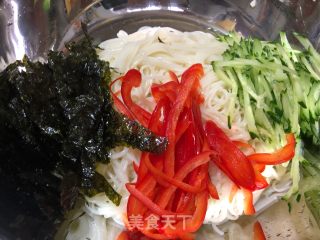 韩式拌面的做法步骤：7