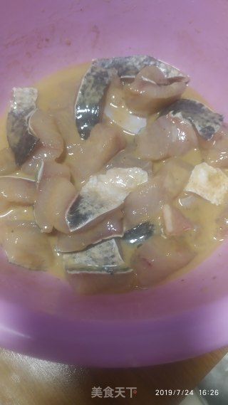 红烧无骨黑鱼的做法步骤：2