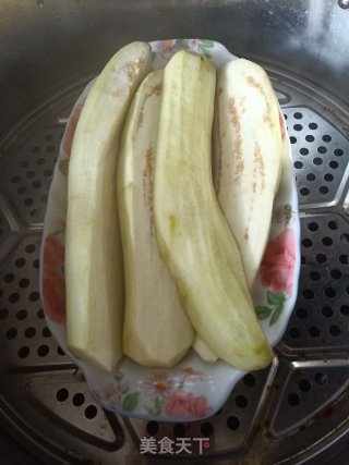 凉拌手撕茄子的做法步骤：2