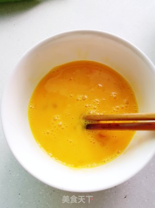鸡蛋丝瓜汤的做法步骤：3