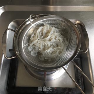 小煎包(饺子皮版)的做法步骤：2