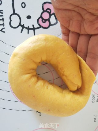 枸杞芋泥软欧的做法步骤：10
