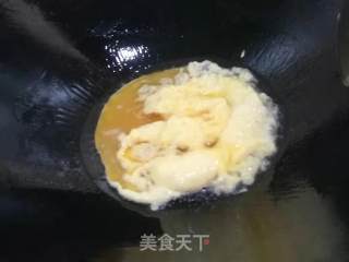 西红柿炒鸡蛋的做法步骤：3