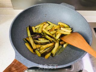 鱼香茄子煲的做法步骤：7