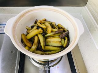 鱼香茄子煲的做法步骤：8