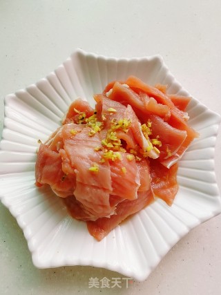 红薯粉烧肉片的做法步骤：11