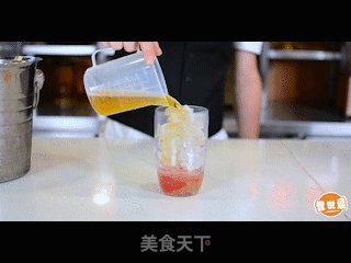 誉世晨奶茶培训——香茅莓果教程的做法步骤：7
