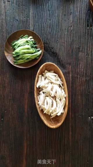 麻辣鸡丝凉面的做法步骤：3