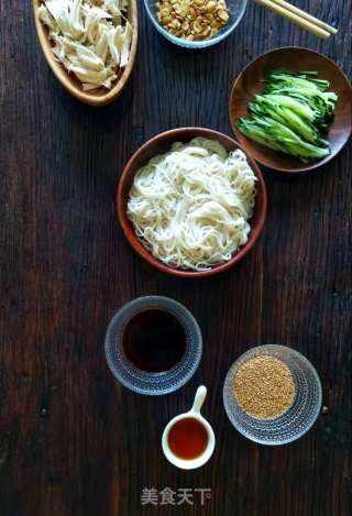 麻辣鸡丝凉面的做法步骤：6