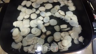 酱烧杏鲍菇的做法步骤：2