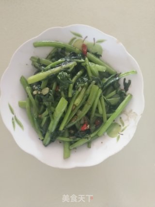 清炒茼蒿的做法步骤：7