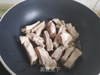 红烧排骨的做法步骤：7