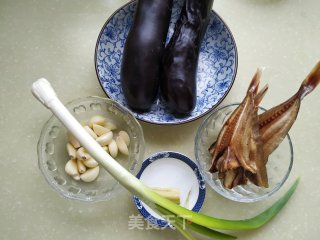 鱼香茄子的做法步骤：1