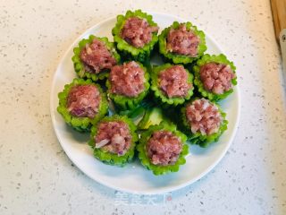 牛肉酿苦瓜的做法步骤：11