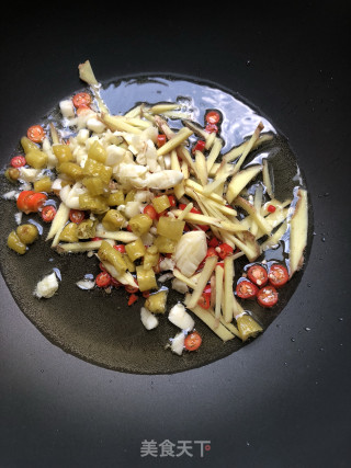 牛肉炒芹菜的做法步骤：4