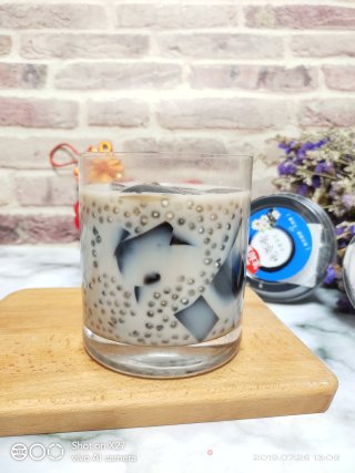 龟苓膏西米露的做法步骤：7