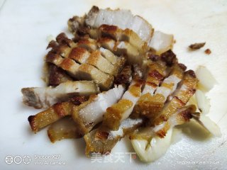 五花肉炒杏鲍菇的做法步骤：2