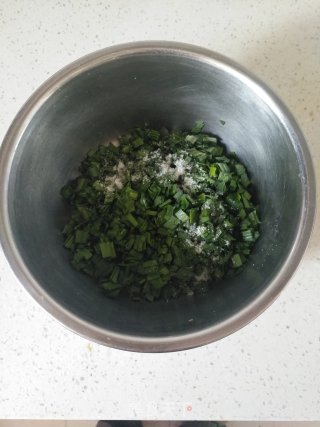 韭菜新吃法：肉酱韭菜鸡蛋扯面的做法步骤：3