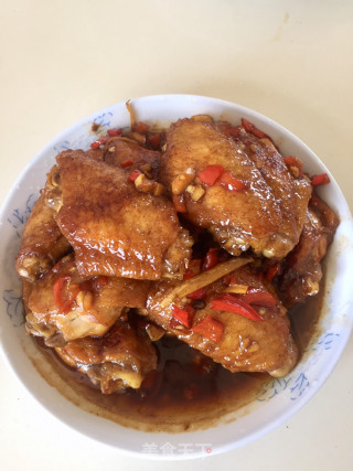 红烧鸡翅的做法步骤：7