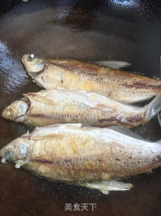 红烧扁鱼的做法步骤：3