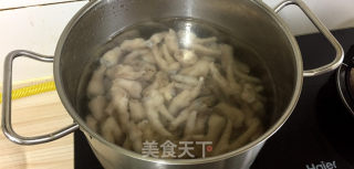 爽脆柠檬鸡爪的做法步骤：4
