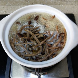 茶树菇炖鸡的做法步骤：11