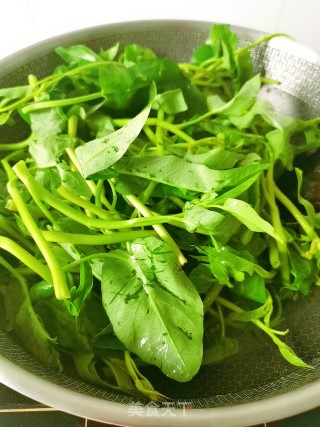 蚝油空心菜的做法步骤：3