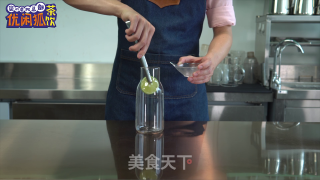正宗海盐柠檬水的做法的做法步骤：1