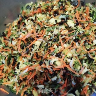 素鲜蒸饺的做法步骤：3