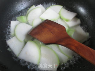 鸭蛋炒蒲瓜的做法步骤：5