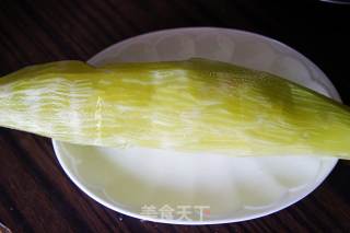 凉拌莴笋的做法步骤：1