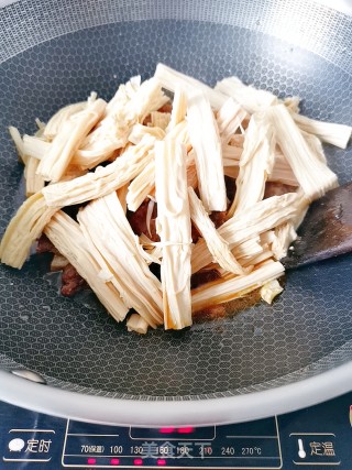 腐竹烧排骨的做法步骤：7
