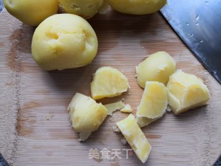 老奶洋芋的做法步骤：2