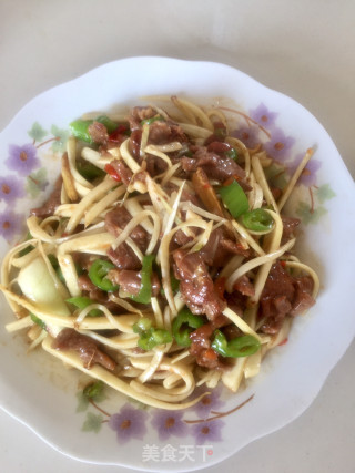 茭白炒牛肉的做法步骤：7
