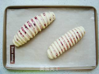 蓝莓面包卷的做法步骤：10