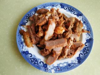 麻辣羊肉的做法步骤：1