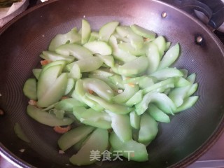 海米炒佛手瓜的做法步骤：9