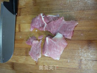 美味炸酱面的做法步骤：1