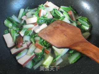 鸡蛋干炒小白菜的做法步骤：7