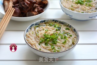 电饭煲炖肘子&肉汤米粉的做法步骤：12